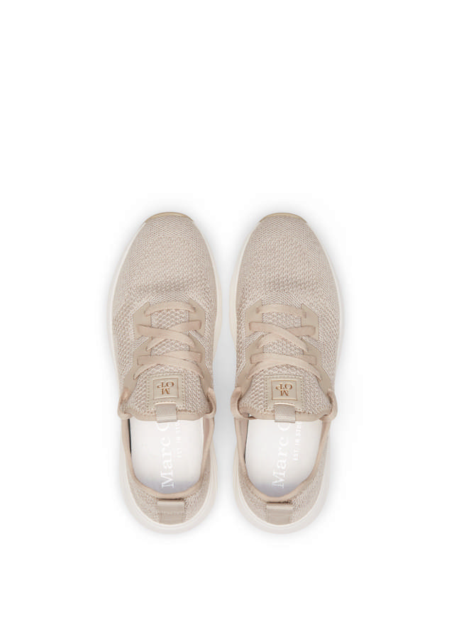 Strigaskór úr Endurunnu Polyester