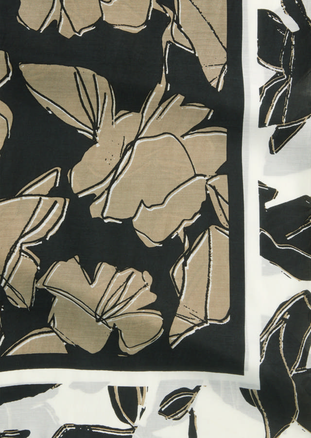 Slæða úr Modal- Cupro Blöndu