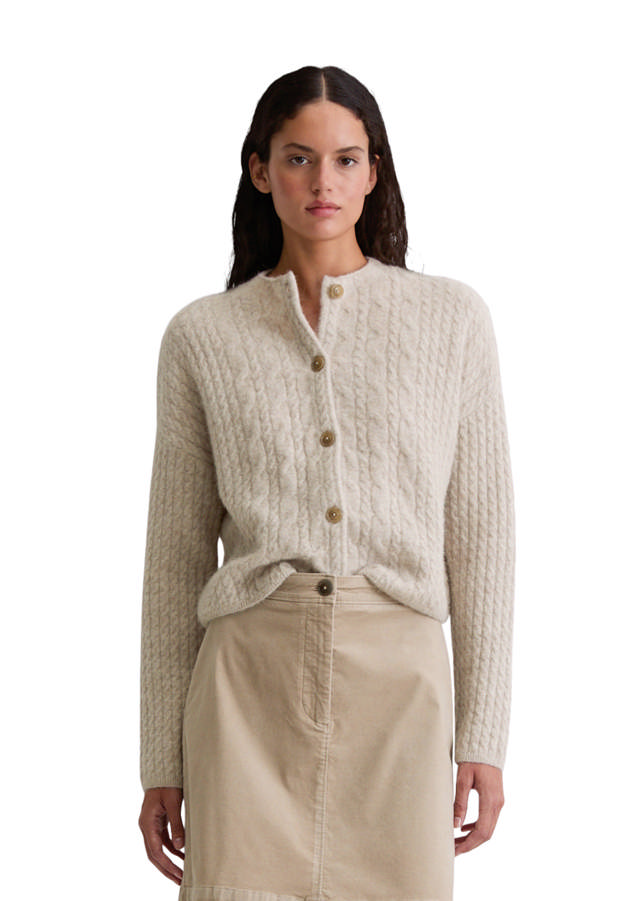 Hneppt ullarpeysa með kaðlamynstri og síðum ermum