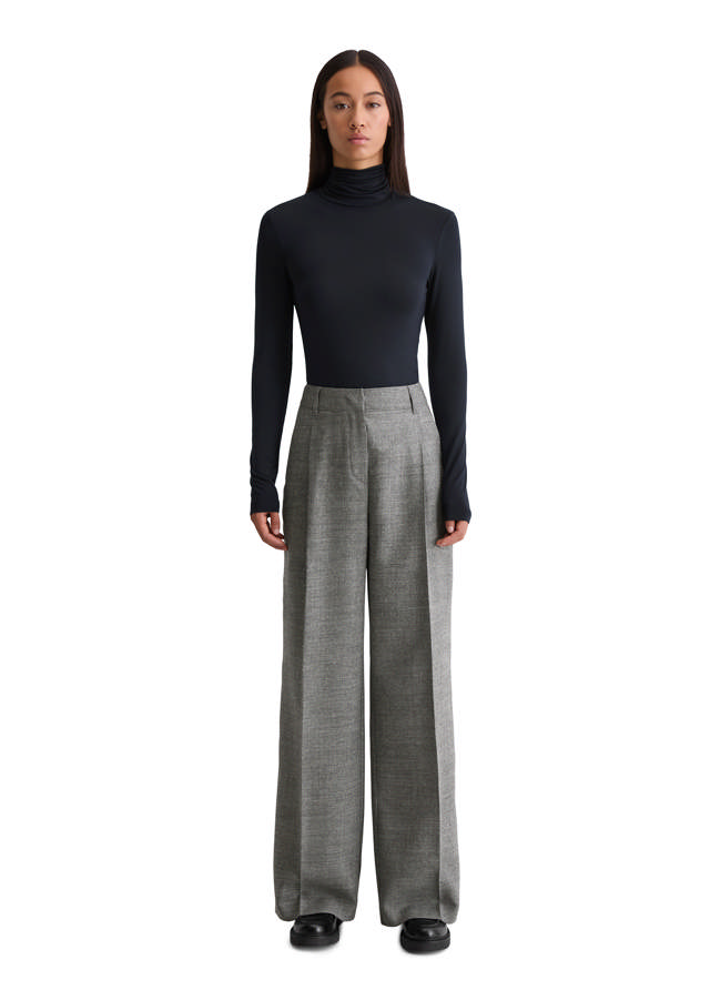 Rúllukragabolur með síðum ermum