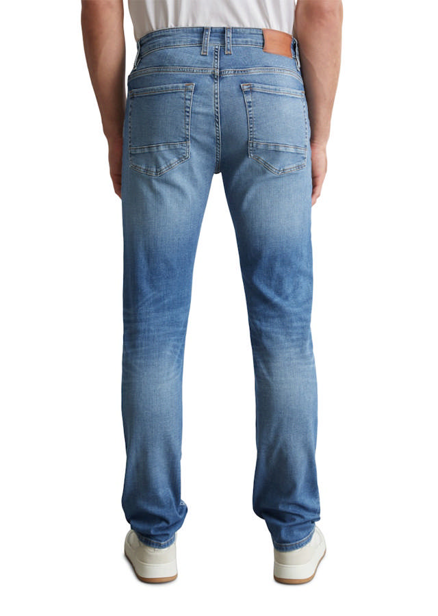 Denim, regular fit, regular leg, low waist, reg. crotch, regular length, zip fly